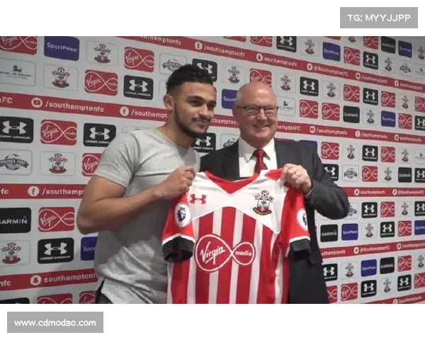 如何评估圣徒边锋的转会潜力及影响因素分析