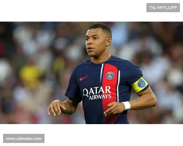 巴黎圣日耳曼豪购背后隐含的财政风险与球队未来发展的严峻挑战