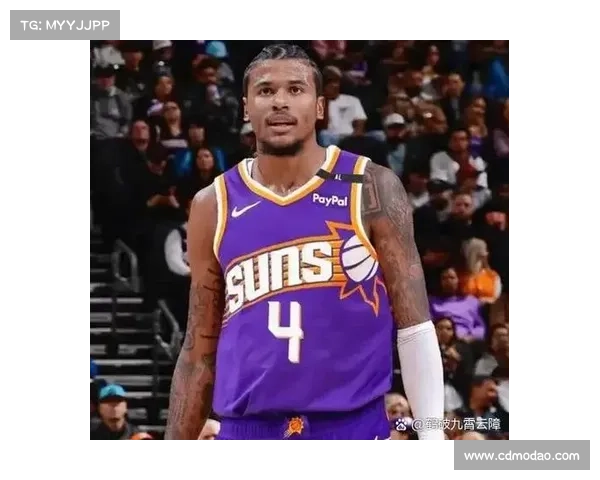 布克比赛策略解析：如何通过精准进攻和防守布置主导比赛节奏