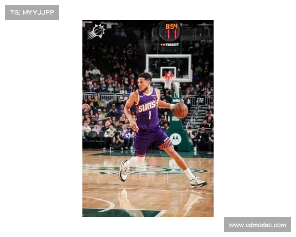 德文·布克领衔太阳队复赛8连胜展现卓越领导力与比赛掌控力